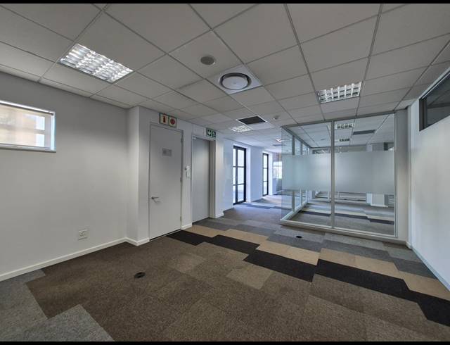 838M² OFFICE TO LET IN ILLOVO